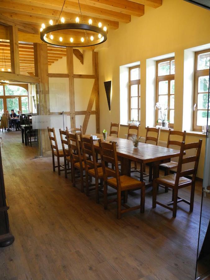 Gaestehof Cafe Im Schafstall Barsinghausen Esterno foto